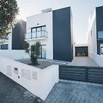 וילה Bela Vista With Sea View, Jacuzzi And Private Pool