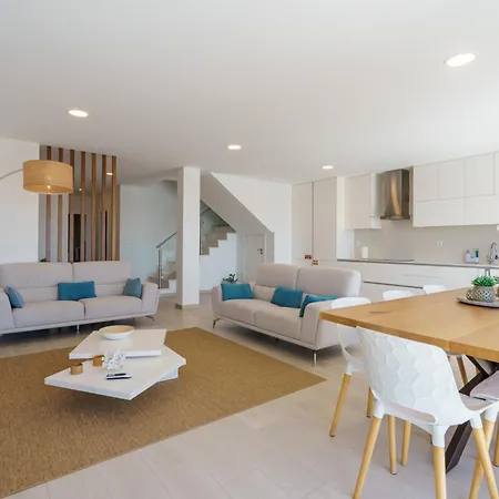 Bela Vista With Sea View, Jacuzzi And Private Pool