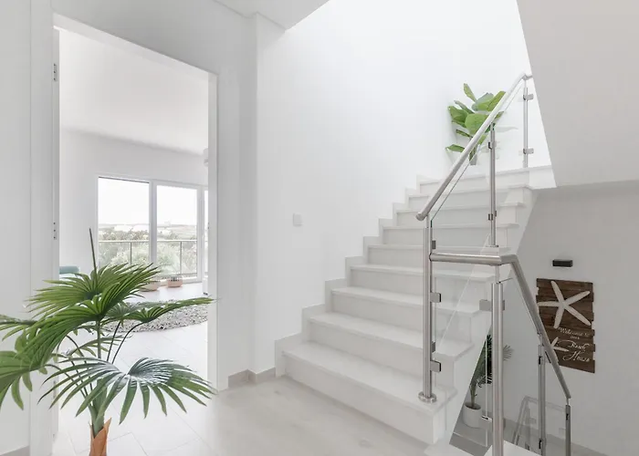 Bela Vista With Sea View, Jacuzzi&private Pool Lourinhã