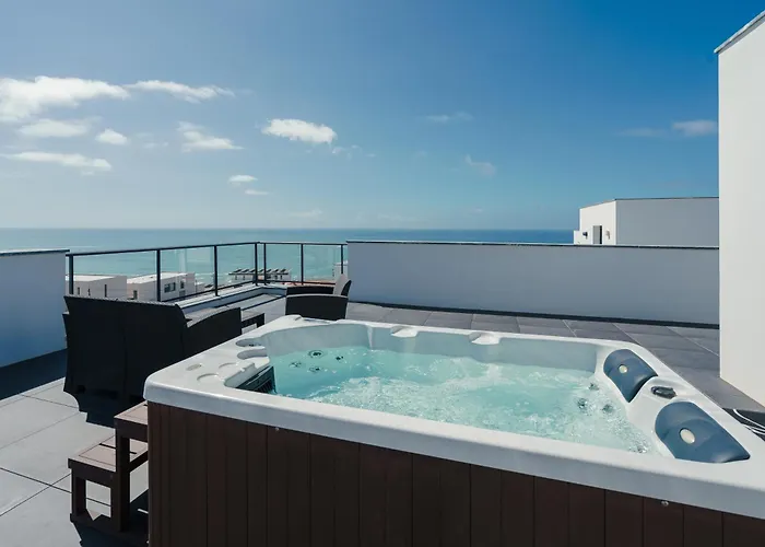 Bela Vista With Sea View, Jacuzzi&private Pool Lourinhã