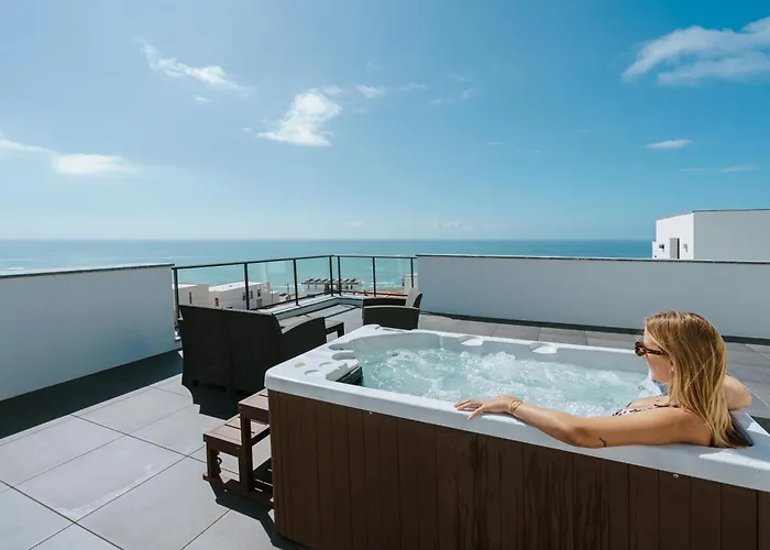 Villa Bela Vista With Sea View, Jacuzzi&private Pool