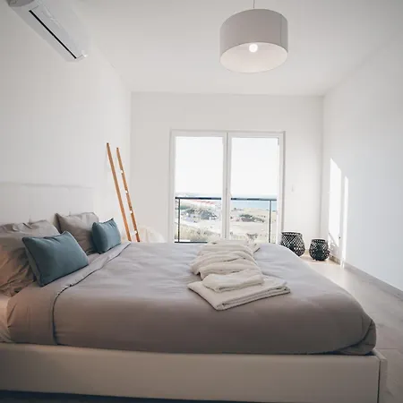 ヴィラ Bela Vista With Sea View, Jacuzzi And Private Pool ロウリニャン