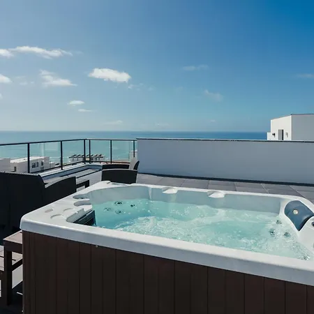 Bela Vista With Sea View, Jacuzzi And Private Pool Lourinhã