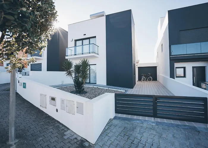 Villa Bela Vista With Sea View, Jacuzzi And Private Pool